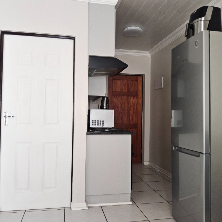 2 Bedroom Property for Sale in Lourierpark Free State